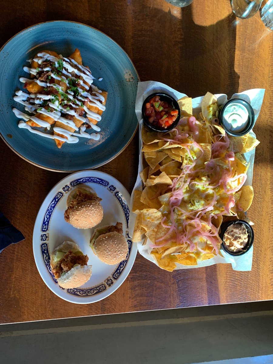 Halifax Food Reviews (@hfxfoodreviews) on Twitter photo Review of <a href="/eastofgrafton/">East of Grafton</a> - #DineAroundHFX specials: Chicken Sliders + Cheddar Pierogies were great; (half-price) Nachos were good - pickled artichoke was a nice touch and taco dip was enjoyable. Verdict: 4.5/5 (90%) chance of returning hfxfoodreviews.blogspot.com/2022/06/east-o… Review of <a href="/eastofgrafton/">East of Grafton</a> - #DineAroundHFX specials: Chicken Sliders + Cheddar Pierogies were great; (half-price) Nachos were good - pickled artichoke was a nice touch and taco dip was enjoyable. Verdict: 4.5/5 (90%) chance of returning hfxfoodreviews.blogspot.com/2022/06/east-o…
