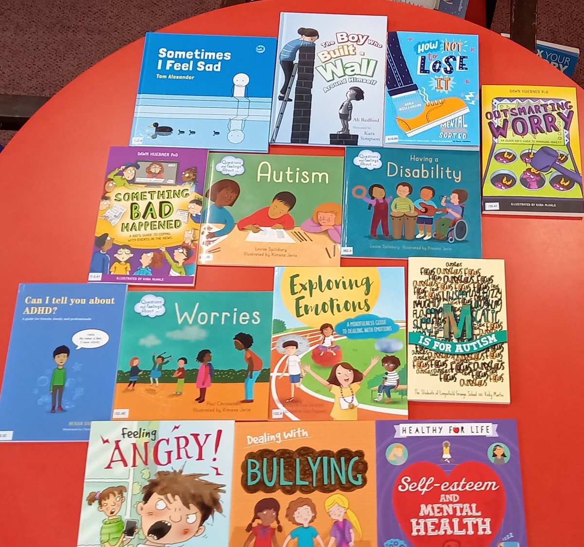 Frecheville Library π· (@FLLCsheffield) on Twitter photo 2022-07-03 18:27:43 We are pleased to share with you these new books that are now available at the library. These books have been donated by @readingagency and are part of the Reading Well mental health collection for adults, children and young people. On the shelves now. We are pleased to share with you these new books that are now available at the library. These books have been donated by @readingagency and are part of the Reading Well mental health collection for adults, children and young people. On the shelves now.