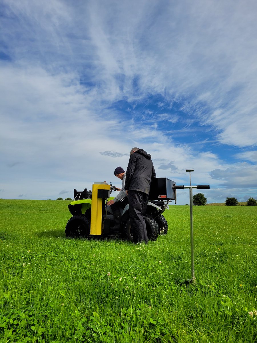 Brendan and Roy busy optimising the Wintex for Carbon Sampling this week. Some big #Farmeye news on Farm Carbon to come within months - stay tuned!