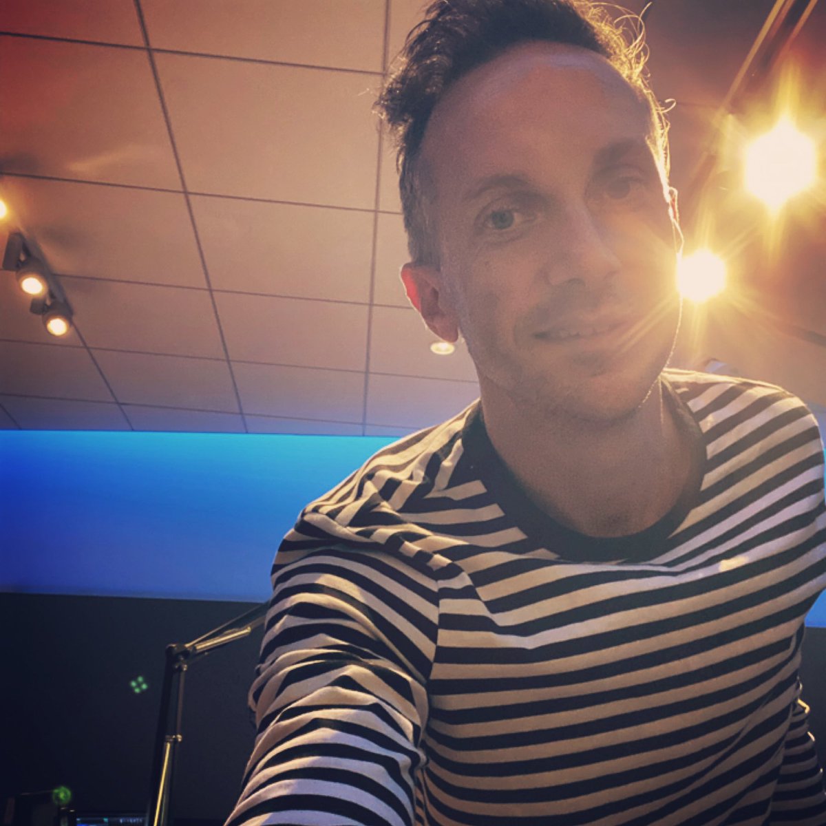 DanDigs's tweet photo. On the air on Nashville's @nprmusic new music discovery station @wnxpnashville 1p-6p CT today ✨

New fav songs from
@lil_silva ft @chardaywilson 
@greentea_peng 
@thundercat covering "fly like an eagle"
@triathalonmusic
plus many many more

91.1FM or https://t.co/B5obfrtoEI 🔊 https://t.co/nu273Kv7aj