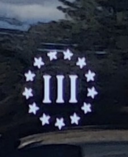 SRtwofourfour's tweet image. Commonly seen #threeper sticker fyi