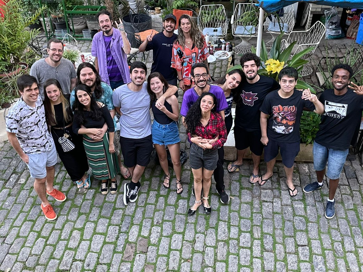 Pense numa galera fechamento!

Hoje a galera do Unite RJ se reuniu e foi ÉPICO. Com direito a participação especial na <a href="/BTSBRpokemon/">BTSBrasil Pokémon 🎀</a>. Faltou alguns mas haverão outros, não se preocupem. 

AMO VCS CARAI!