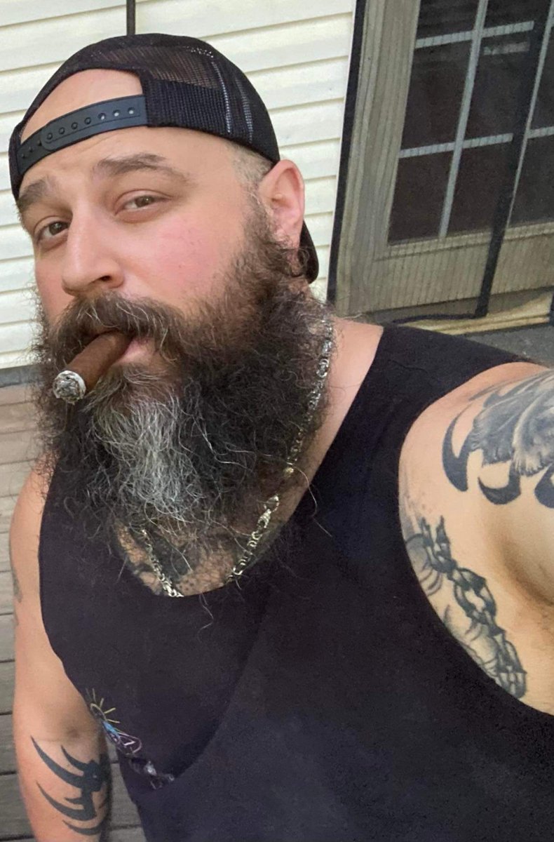 ThePodDen's tweet photo. *MEMBER SPOTLIGHT* 
.
Ron from @barrelagedflick likes drinkin' beer, smokin' cigars and talking about movies! That's exactly what he does on Barrel Aged Flicks with his buddies! Check them out! New episode every Monday.
#theden #baf https://t.co/A1bndbeBiL