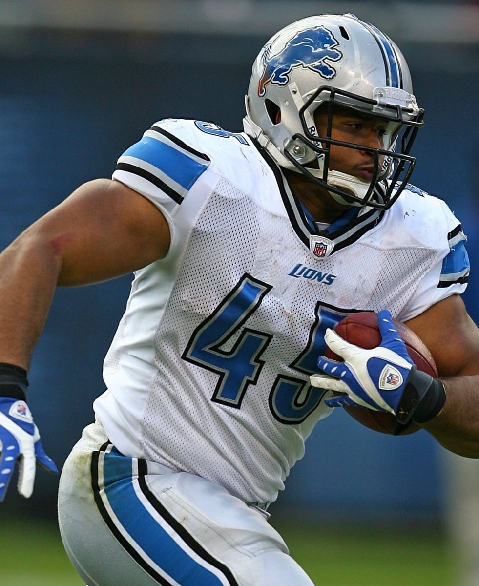 LionsBirthdays's tweet photo. Happy Birthday to TJ Hockenson, Jerome Felton, Zack Follett, and Jim Bob Cooter!
@TheeHOCK8 plays TE since 2019 and turns 25 today!
@jfelton45 played FB in 2008-10, and turns 36!
Follett played LB in 2009-10 &amp; turns 35!
Cooter was OC &amp; QB Coach 2014-2018 and turns 38!
#OnePride https://t.co/MG0VSAtmzS