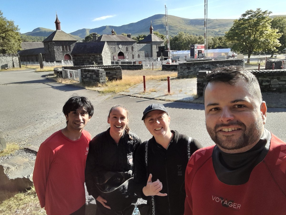 palaemon_divers's tweet photo. Yesterday saw us hit the Menai in North Wales for a 6am dive 

Today was day one of Stephens @PADI Rescue Diver course

Followed by finishing off Open Water / Dry Suit courses with Sahil and Cathryn 😎

#scuba #ukdivers #padi #padipro #liverpool #NorthWales
#liverpoolbusiness https://t.co/3Jz75jYb9q