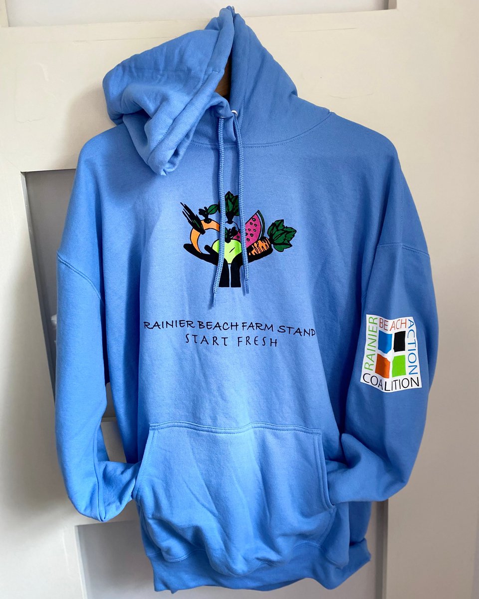 RBAC_Kerry's tweet photo. New Farm Stand merch alert! PNWy days like today call for a cozy hoodie. Stay warm, rep the Rainier Beach Farm Stand and “stand” for food justice in your community!
#startfresh #rbstrong #beachfresh #foodjustice https://t.co/iqECoQ7pFN