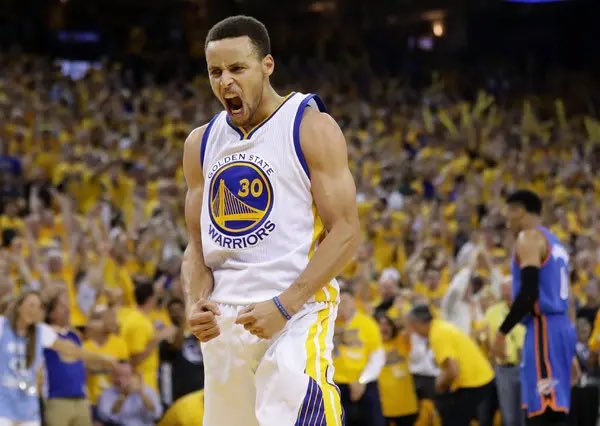 stephmuse30's tweet photo. Stephen Curry’s historic 2016 Regular Season:

30.1 PPG (Led NBA)
5.4 RPG
6.7 APG
2.1 SPG (Led NBA)
50/45/91 splits
66.9 TS% (Led NBA)

- First ever unanimous MVP
- Most 3s in a regular season (402)
- Most wins in a regular season (73)
- Only player to average 30 PPG on 50-40-90 https://t.co/NN3d02UkTA