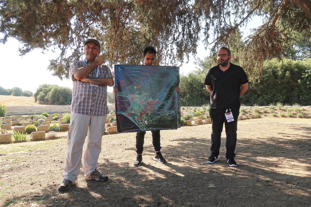 Askeri Tarih Yaz Okulu 2022 etkinliğinden paylaşımlar 6: Conkbayırı kurmay gezisi. Mestan Tepe. #tarihialanbaskanligi #askeritarihyazokulu #conkbayiri #kurmaygezisi #staffride