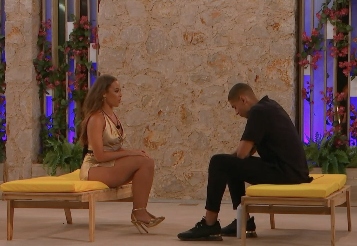 Love Island Art History tweet media