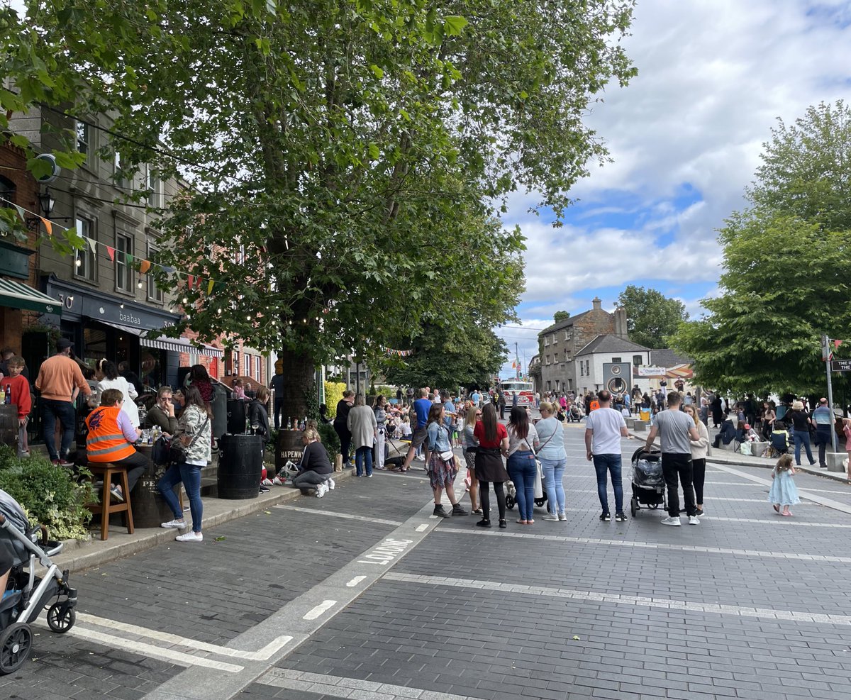 studioredarch's tweet photo. Taking back the streets at #Chapelizod during the village festival today. Wonderful multi-generational gathering. Met old friends and new. Safe #carfree public space promoted #community. With many thanks to festival organisers. https://t.co/wFUoYiWWWh