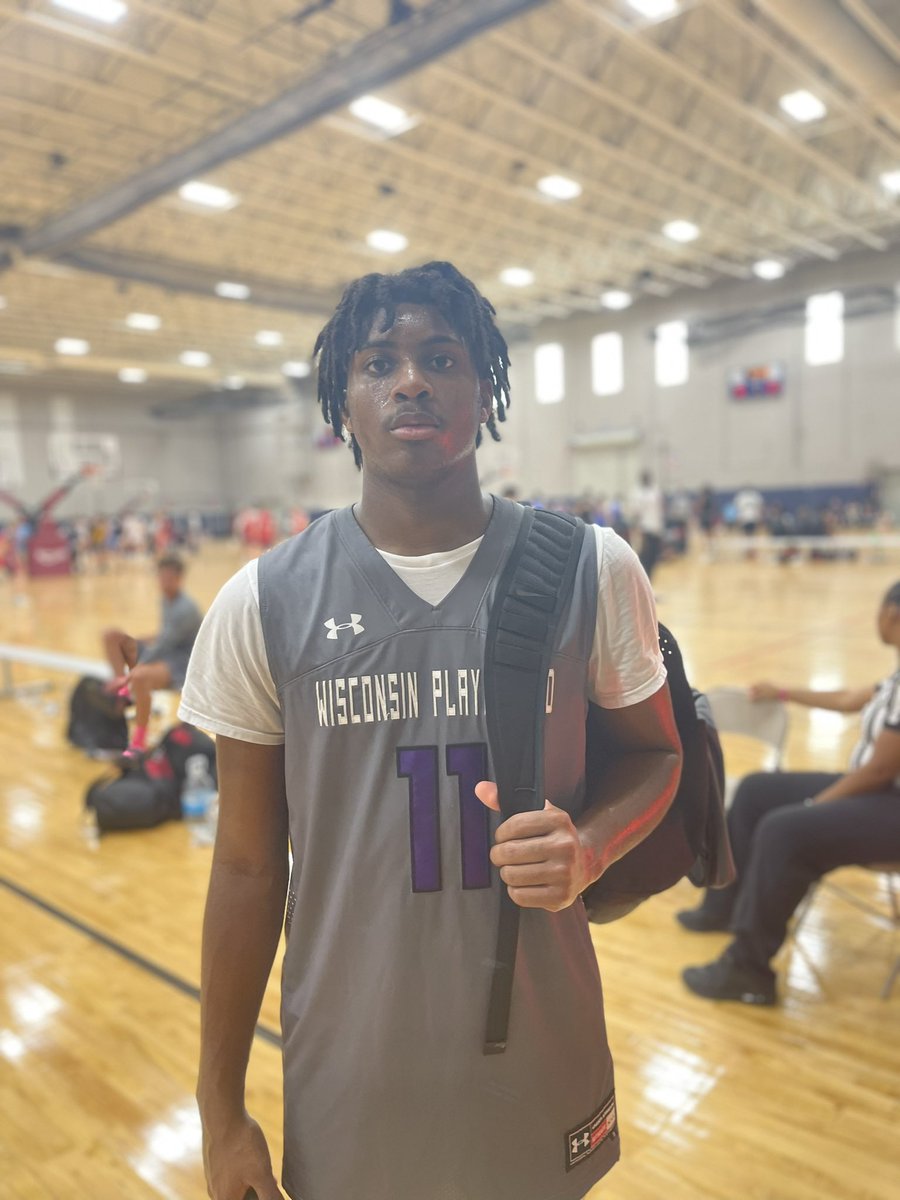 WisPlayground23's tweet photo. 3-0 in @PrepHoops Chicago Summer Challenge after beating Illinois Drive Elite 69-49 @TreshawnJones9 21 Pts, 5 Rebs @taso_giannaras 16 Pts, 7 Rebs @nebojsastojsav2 8 Pts, 5 Rebs @1kzee_  11 Pts … @PrepHoops_WI @Evan_Flood @PGC_Playground https://t.co/o4EbvCGMie