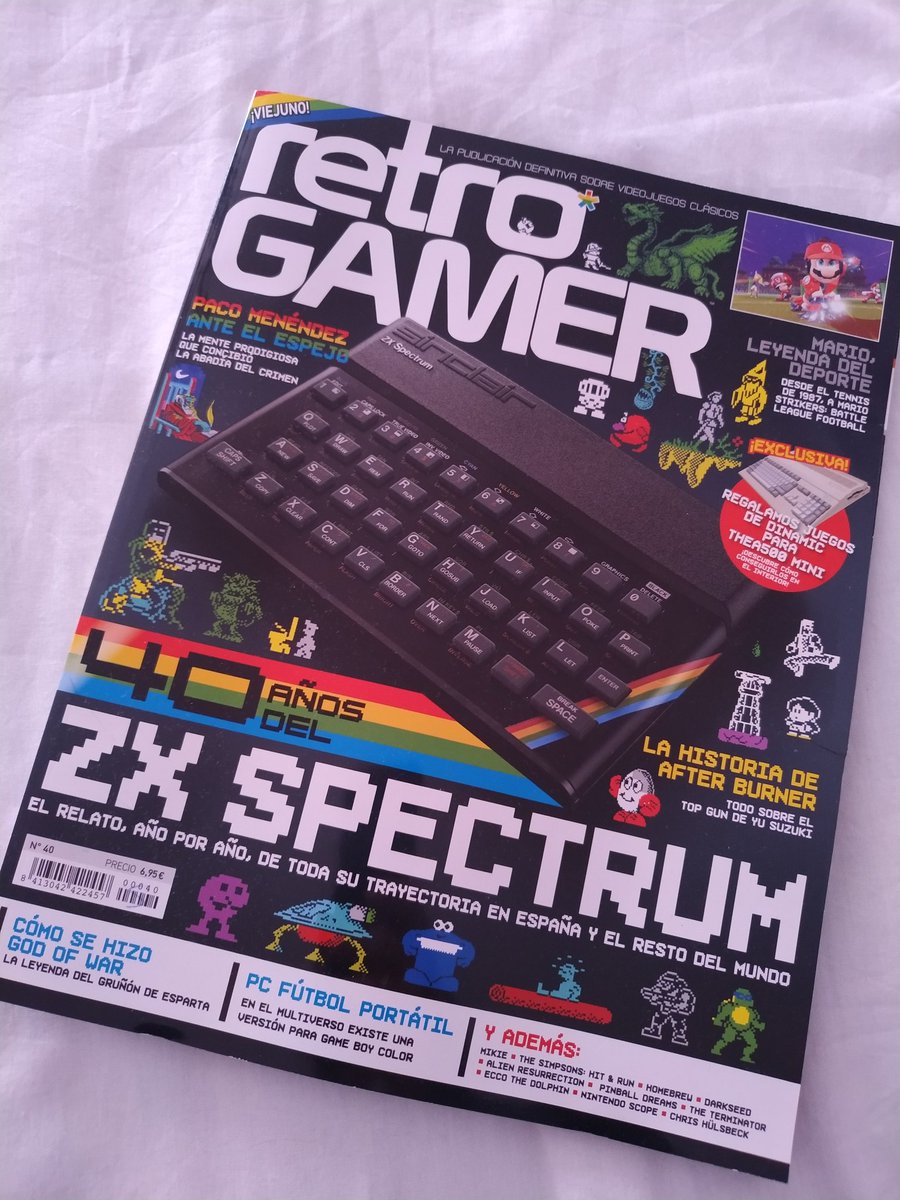 tecnotrenes's tweet photo. Por fin la conseguí, hace ya una semana, y hoy he podido empezar a leerla. Maravilloso número. #retrogamer #ZXSpectrum40 #afterburner #mariodeportes #RETROGAMING https://t.co/3pTqW1LeGU