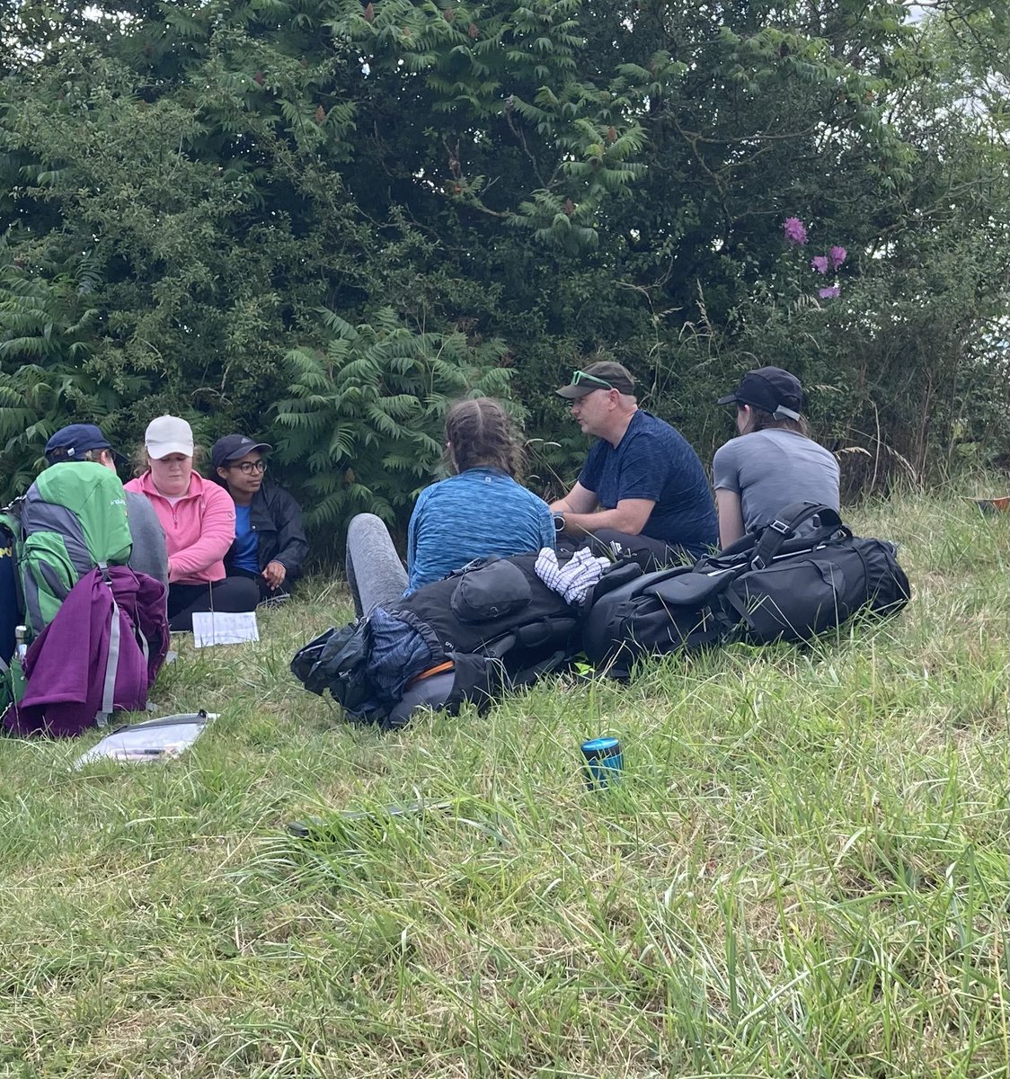 This weekend two of our Bronze teams were out in East Sussex completing their Assessed Expedition - Well Done to them and their hard work, also thank you to our volunteers for making it happen. #dofe #dofebronze #dofeexpedition #lifeskills #volunteer