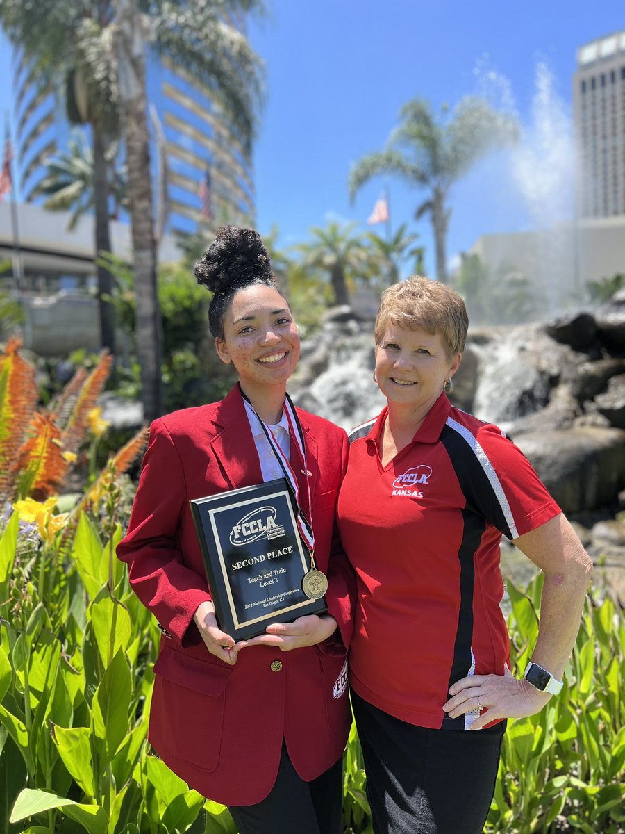 Making it to the podium <a href="/NationalFCCLA/">National FCCLA®</a> 2022 National Leadership Conference is Taylin Coleman. This 2 time national qualifier earned a gold medal and SECOND OVERALL finish in the Teach &amp; Train event. 👏🏻👏🏻👏🏻<a href="/HeightsHSusd259/">Heights HS USD259</a> <a href="/WichitaUSD259/">Wichita Public Schools</a> #HeightsFCCLA