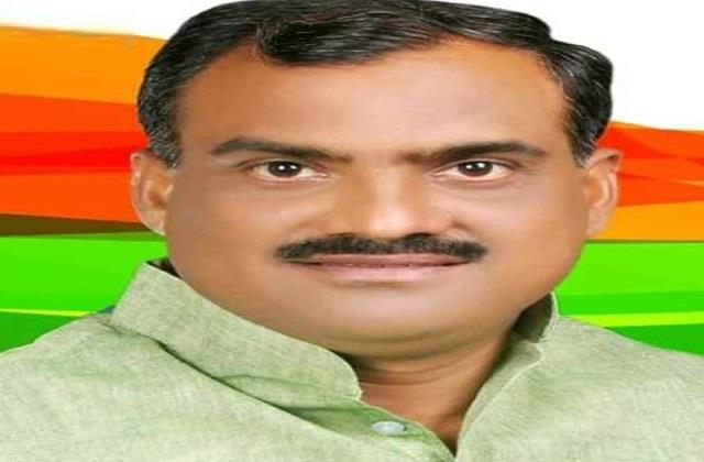 punjabkesari's tweet photo. योगी सरकार के मंत्री गिरीश चन्द यादव का दावा- गरीबों के इलाज के लिए ब्लाक स्तर पर चल रहे हैं साप्ताहिक अयोग्य मेला
https://t.co/RjfSqDaEn3
#JaunpurNews #UttarPradeshNewsInHindi #GirishChandYadav #Weeklyunqualifiedfair #UpCSC #BJPGovernment #CMYogiAdityanath #U https://t.co/vCT3feXjmS