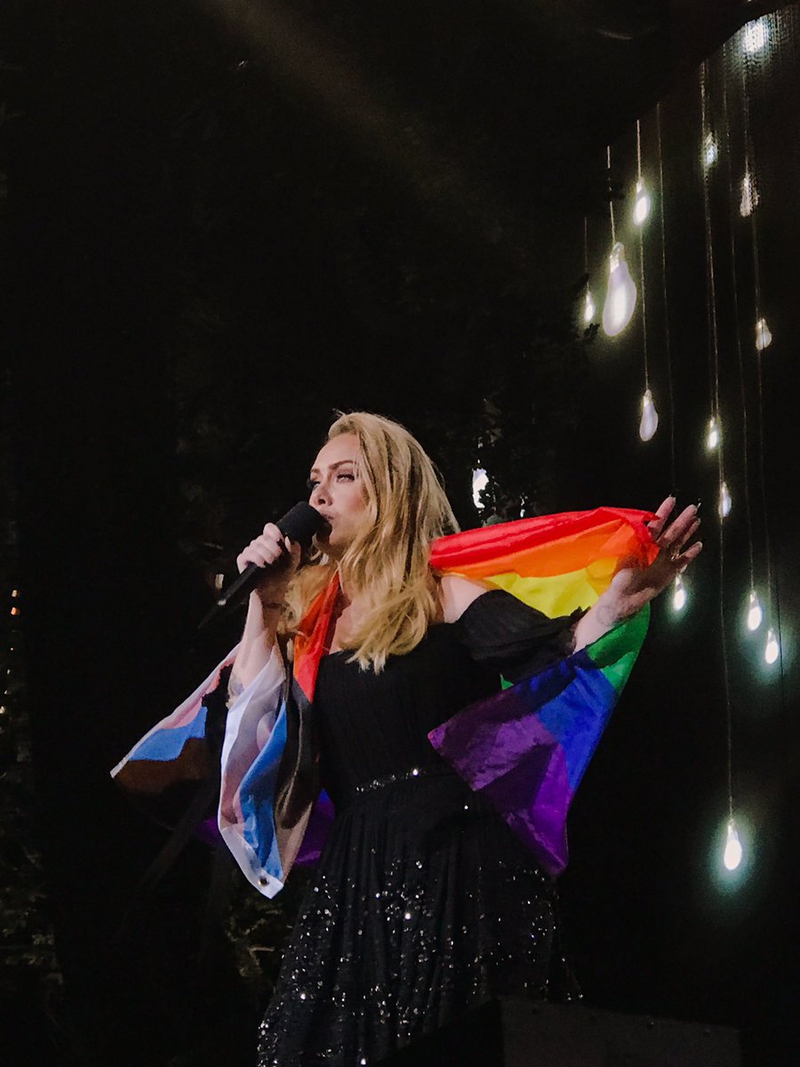 elphienthusiast's tweet image. adele: GAYS GET BEHIND ME