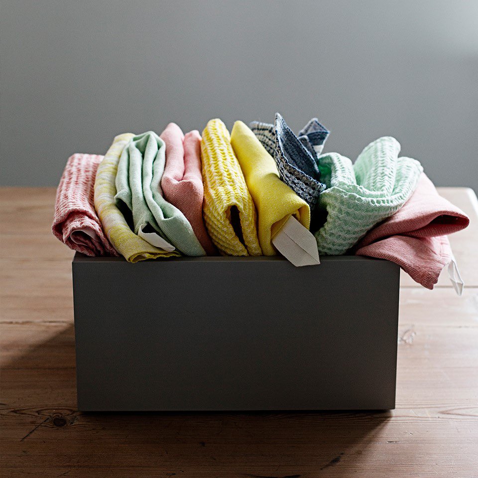 LAPUAN KANKURIT X LAPUA PRIDE 4-10.7.2022
🏳️‍🌈
Olemme mukana tukemassa Lapuan ensimmäistä PRIDE-juhlaa. Lahjoitamme osan Maija-pyyhkeiden myynnistä <a href="/lsateenkaari/">Lakeuden Sateenkaari ry</a> järjestön tukemiseen!
🏳️‍🌈
Liity seuraan, rakennetaan yhdessä hyvää elämää kaikille.
lapuankankurit.fi/en/who-we-are/…
❤️💛💚💙💜