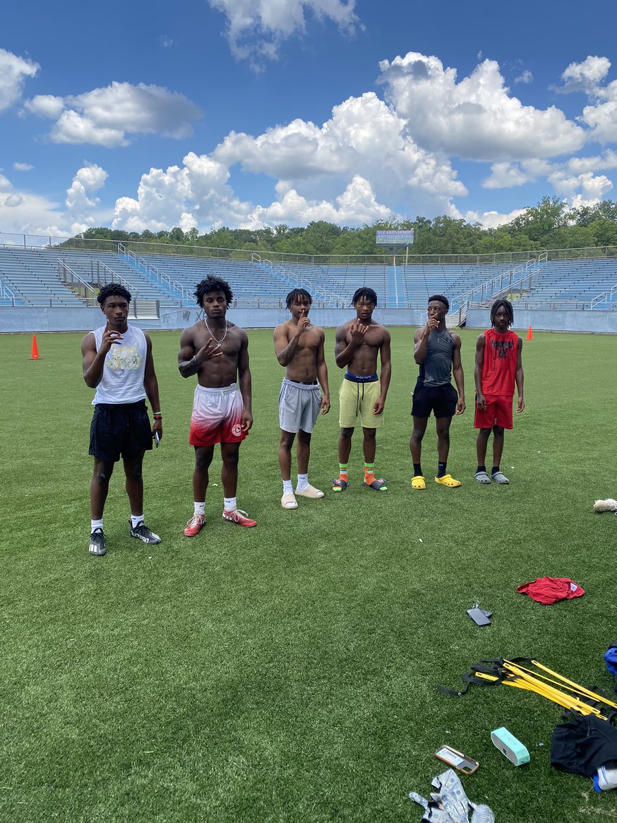1tiptoedomo's tweet photo. Another Work Day ❗️
We got better today 🐾🔒
#TipToeTraining🐾 https://t.co/st3oQe0VcV