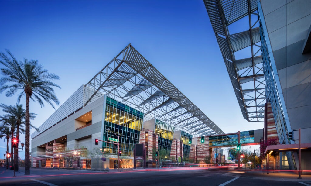 Need an event venue that goes above and beyond? Convention centers (such as @BoiseCentre, @oregoncc, @CAESARSFORUM, @PhoenixConCtr and @SeaConvCenter) are leading improvements across the U.S. bit.ly/3ymNiCJ #meetingprofs #eventprofs #conventioncenter #venue