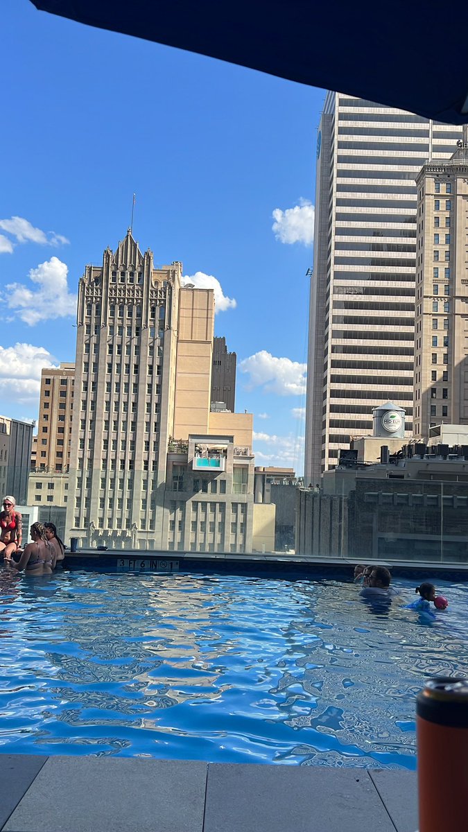 RoastedCorn's tweet image. In Dallas enjoying some vacation time. Hope everyone has a great 4th of July.