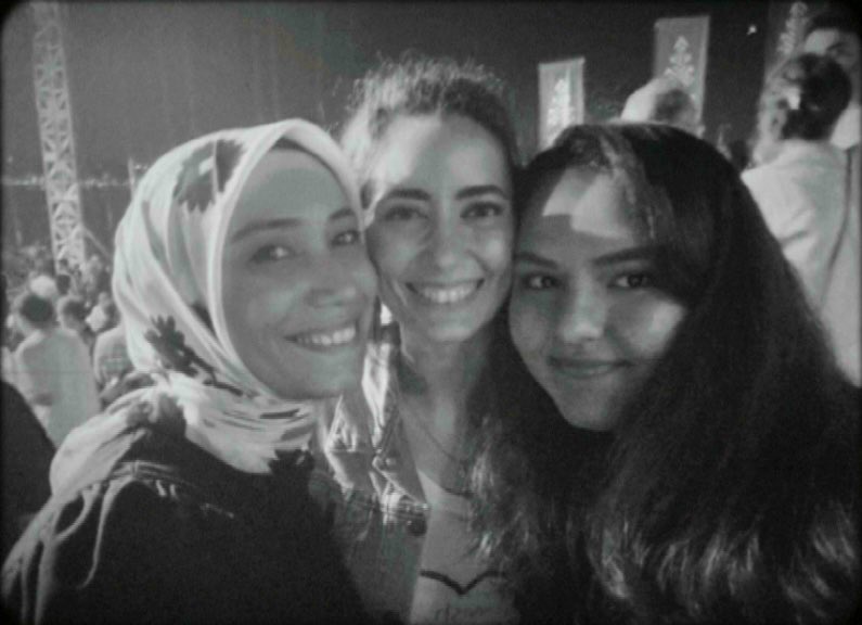 💞💕o kadar güzel ,samimi ve tatli birisi ki 💖💘💖💞💕💖💘💖💞💕