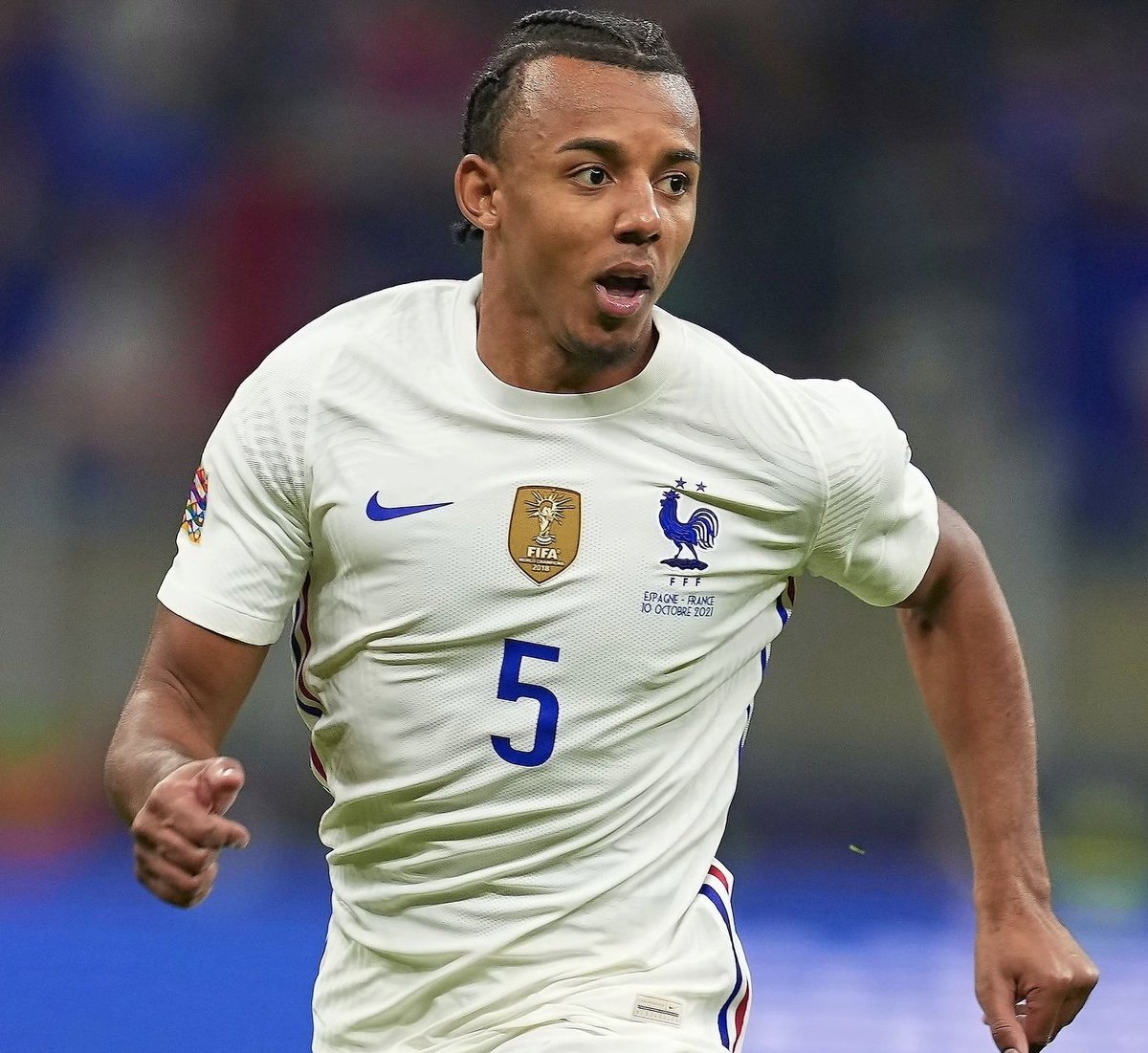 PrimeMaestr0's tweet photo. 🚨🚨🚨🚨🚨

• جيرارد روميرو @gerardromero 🎖 :

النادي يفكر دائما في جوليس كوندي

#FCB #Transfers 🇫🇷 https://t.co/zKbgT27wrC