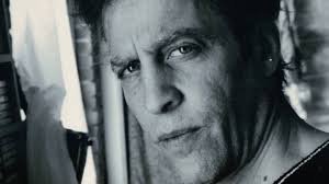 AcostaMzk's tweet photo. El 3 de julio de 1999, 23 años atrás, el líder y fundador del trío #Morphine , Mark Sandman fallecía a los 46 años, creador del #lowrock
📚Uno de los bajistas más talentosos y subestimados de su generación, admirado por Les Claypool (Primus) y Josh Homme (QOTSA). #RIP https://t.co/jZPz9bhEDE
