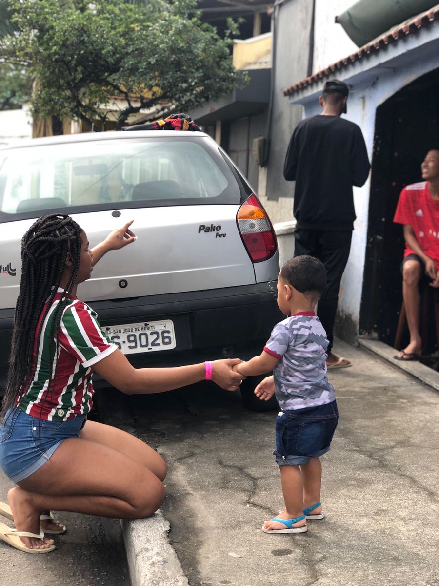 layssffc's tweet photo. desde pequeno eu te sigo❤️🇧🇬 https://t.co/xDvJeNb8Qa