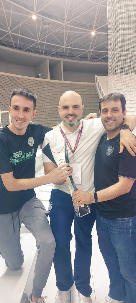 Iturriondo Futsal Bilbao (@cditurriondo) on Twitter photo Enhorabuena <a href="/SEFutbolFem/">Selección Española Femenina de Fútbol</a> ya que se han proclamado campeonas de Europa!!! Zorionak chicas!! Zorionak <a href="/imartinezfutsal/">Iñigo Martinez Corchete</a>.
Nosotros encantados de poder haberos acompañado en esta final!!
<a href="/CDIturriondo/">Iturriondo Futsal Bilbao</a> pic.x.com/p3JkHgiaMw Enhorabuena <a href="/SEFutbolFem/">Selección Española Femenina de Fútbol</a> ya que se han proclamado campeonas de Europa!!! Zorionak chicas!! Zorionak <a href="/imartinezfutsal/">Iñigo Martinez Corchete</a>.
Nosotros encantados de poder haberos acompañado en esta final!!
<a href="/CDIturriondo/">Iturriondo Futsal Bilbao</a> pic.x.com/p3JkHgiaMw