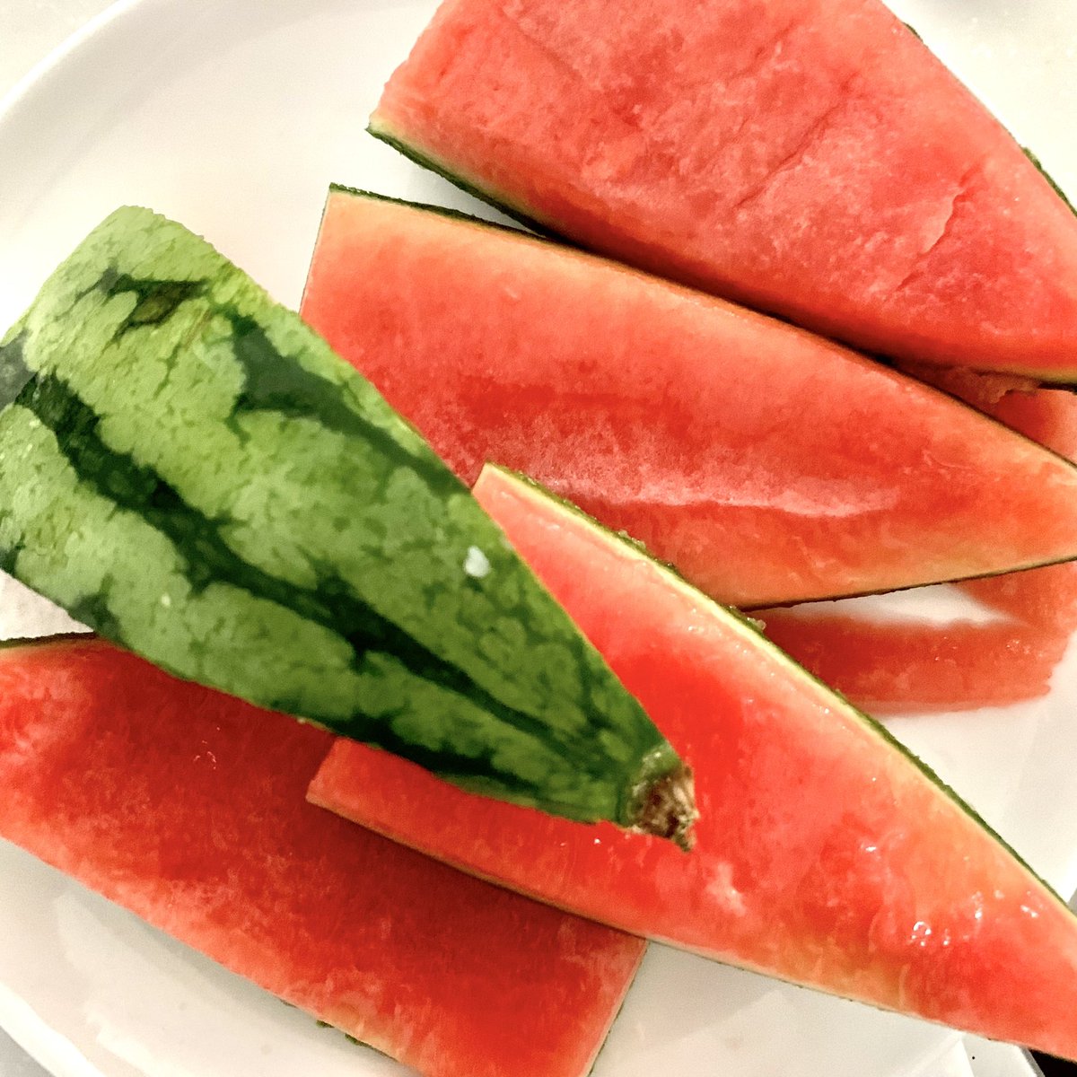 確認どうぞ♥西瓜の皮の色の斑入りです。 確認どうぞ♥西瓜の皮の色の斑入りです。 スイカの皮の漬物