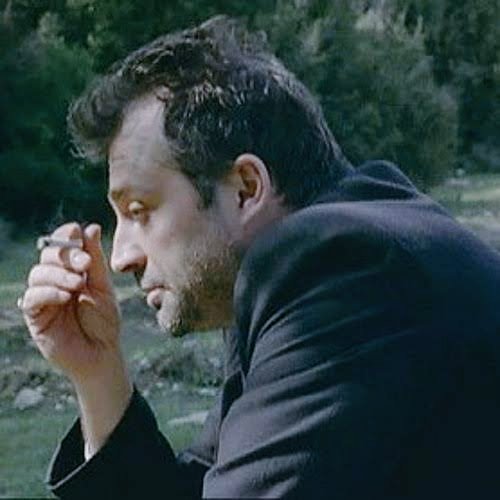 Bazı gecelerin sabahı yoktur, yalnızca karanlık olarak kalırlar ...