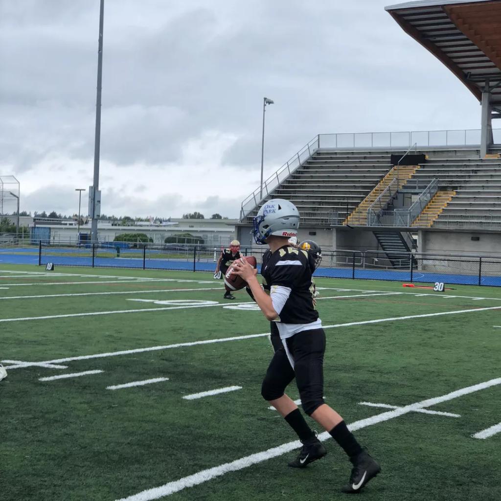 FootballCanada's tweet photo. The First game of the U16 Western Challenge will begin soon. 

Excited to see Saskatchewan (1) and Manitoba (4) battle it out for a spot in the Gold Medal game!🏅

Watch it live at our Football Canada YouTube Channel.

#u16wcc22 https://t.co/ytHASd8jOR