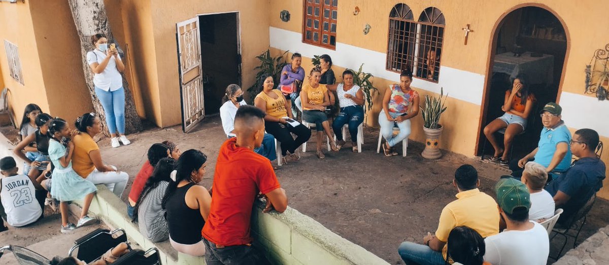 JesusGoveaf_'s tweet photo. Desde el Sector Puerto Rico en la Pq Cacique Mara de Maracaibo estamos reunidos con nuestros líderes de la zona, listos para legitimar las autoridades de nuestro y seguir consolidando la gran fuerza política de @Pr1meroJusticia https://t.co/mvd802rQaQ