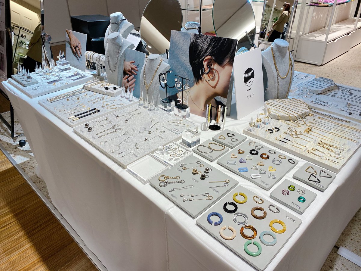 uto_accessory's tweet photo. 有楽町マルイ4F
6/29〜7/5
POP UP来ております❤︎
次回は7/21〜新宿ルミネ2です🕊 https://t.co/I0HJBglLmT