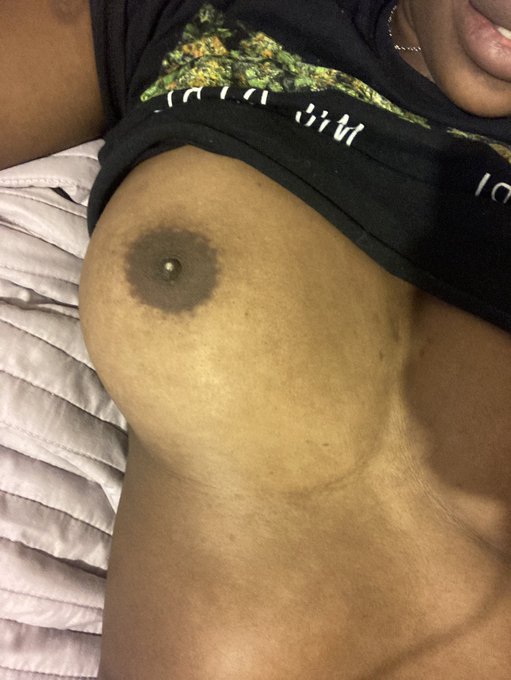 she said "i just want my curl milk" and i heard "i just want my girl milk" so... https://t.co/FTniUS