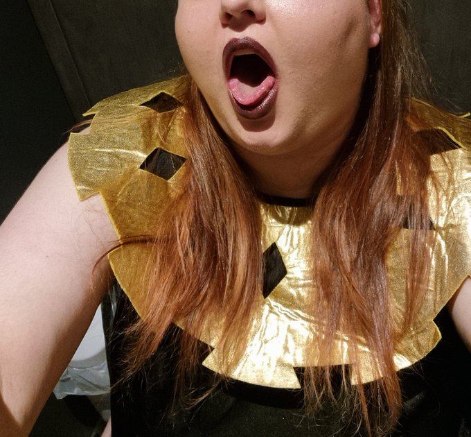 Went as Cleopatra for friends birthday party, would you? https://t.co/JAxqqbCXFt