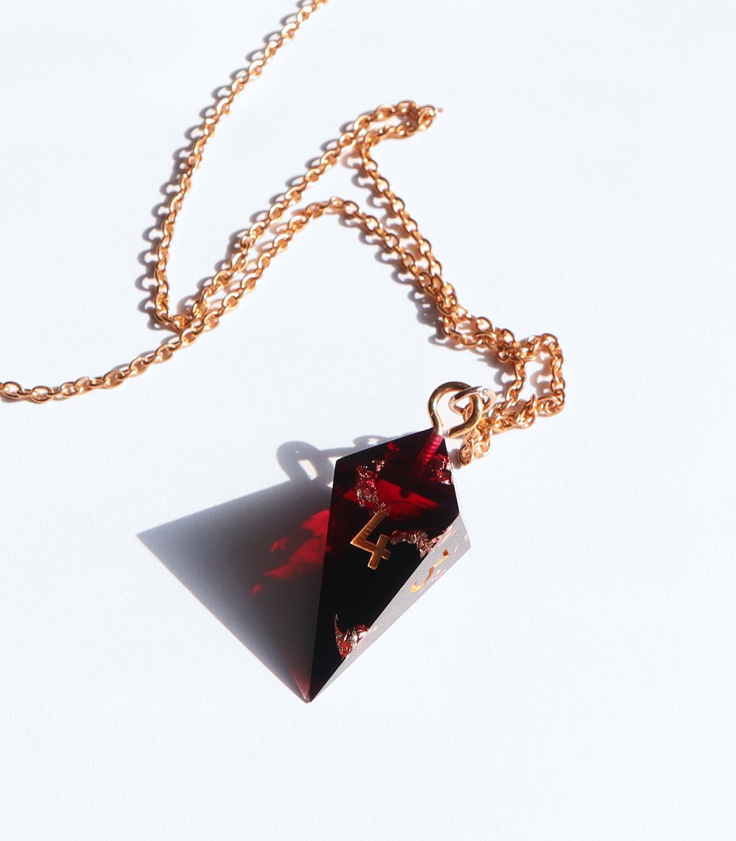 EVERYTHINGDICE's tweet photo. D4 Necklaces! These will be available as add-ons to those who pledged for our Kickstarter. They're satisfyingly sharp. 🗡️🩸 #dnd #ttrpg #dice https://t.co/RGVnyvbpTy