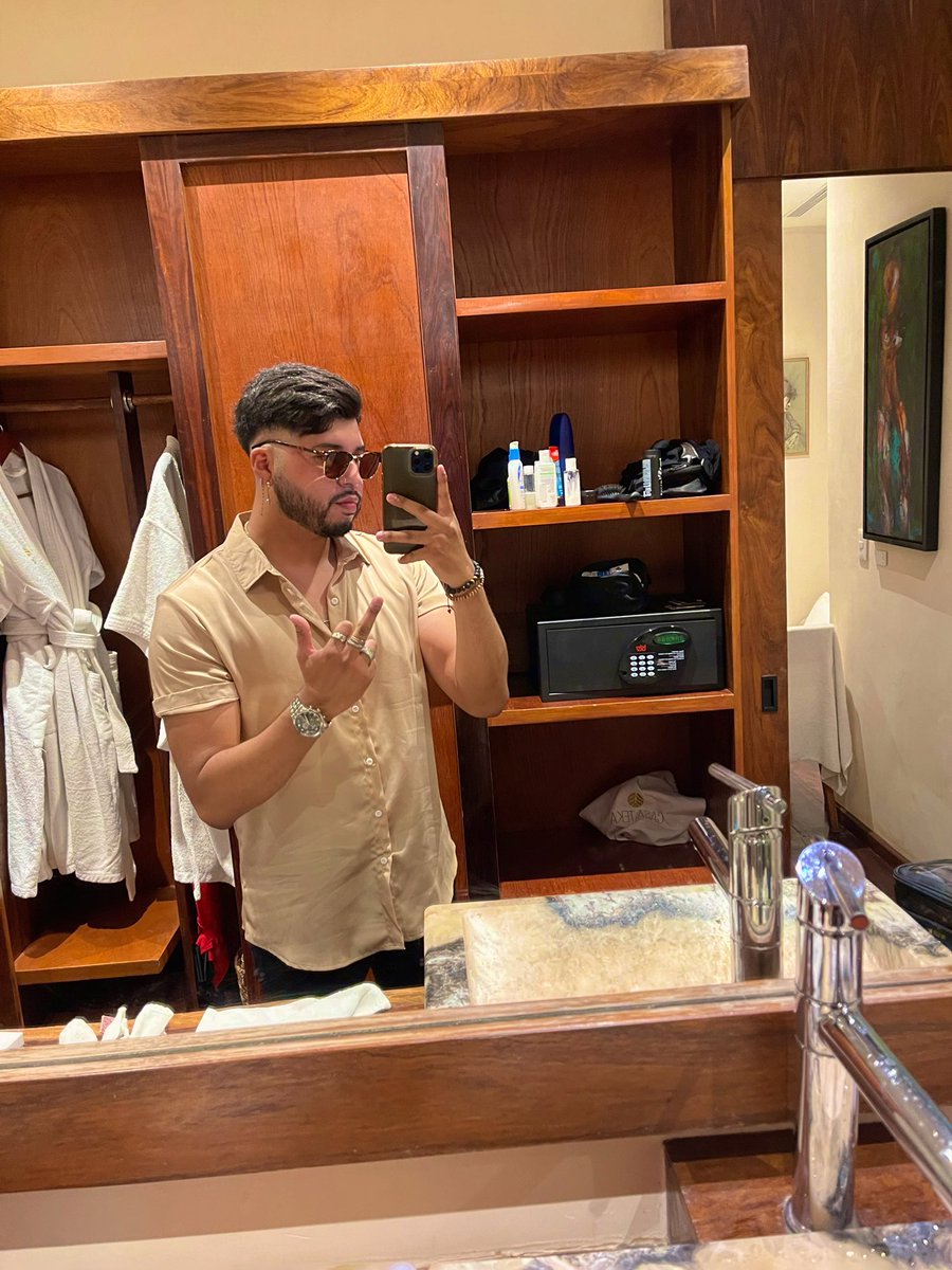 Alex 🌒 tweet media