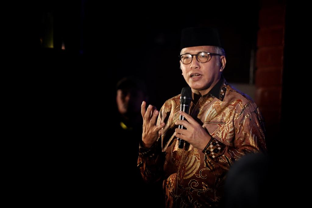RahmadRaden73's tweet photo. Selamat memasuki masa purna tugas sebagai Gubernur Aceh pak @niriansyah 
Saya pastikan saya bakal kangenin dengar sambutan bapak 🙏 https://t.co/M9zqsJ1XfF