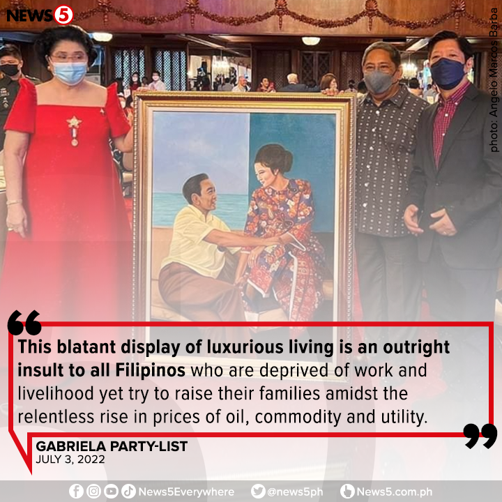 News5PH's tweet photo. "OUTRIGHT INSULT TO ALL FILIPINOS"

Insulto ang labis-labis at magarbong pagdiriwang ng pamilya Marcos para sa kaarawan ni dating unang ginang Imelda Marcos habang ang mga Pilipino ay naghihirap at nagsisikap na buhayin ang kanilang pamilya sa kabila... https://t.co/YeEwz9trWB