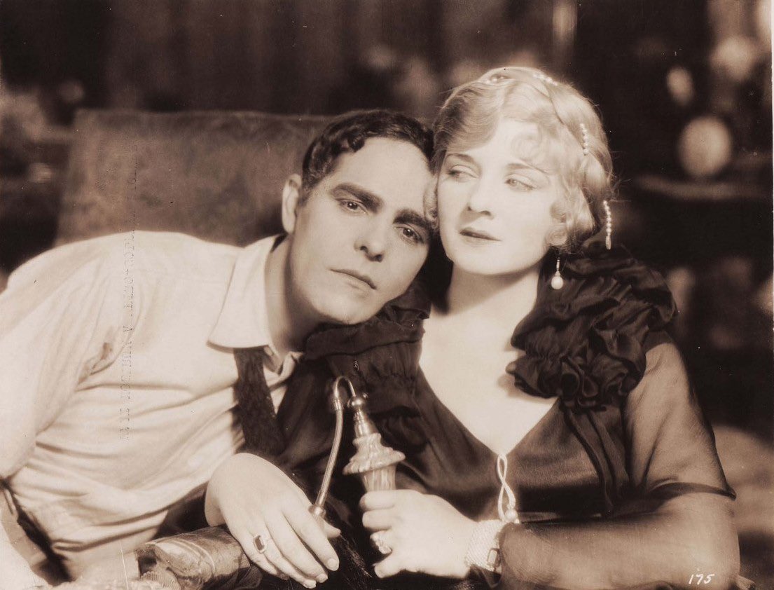 analgesicsleep's tweet photo. Alice Terry and Antonio Moreno in “Mare Nostrum”
#TCMParty #SilentSundayNights #MareNostrum #AliceTerry #AntonioMoreno #SilentFilm https://t.co/vbJuge4ZE1