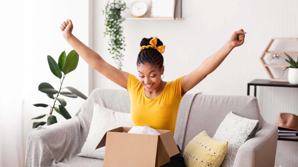 UGC_Hub's tweet image. Can you remember the feeling getting your first gifted collab? Or are you yet to get your first? Let us know in the comments.  It's an awesome feeling, the first one is always the hardest!  #Gifted #ugccommunity #UGCcreator #ugccreators