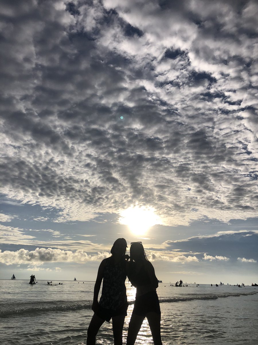 breywithfiree's tweet photo. flex’n my best buddy since day 1 👯‍♀️ @pinosalyssa ey ey ey hahaha https://t.co/VPFTtEmIV0