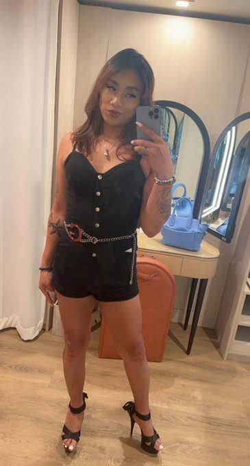 About to head out to grab something for dinner. https://t.co/0TjbrRVniX<a href="/tag/bikini"class="tags"><span>#bikini</span></a><a href="/tag/trans"class="tags"><span>#trans</span></a>