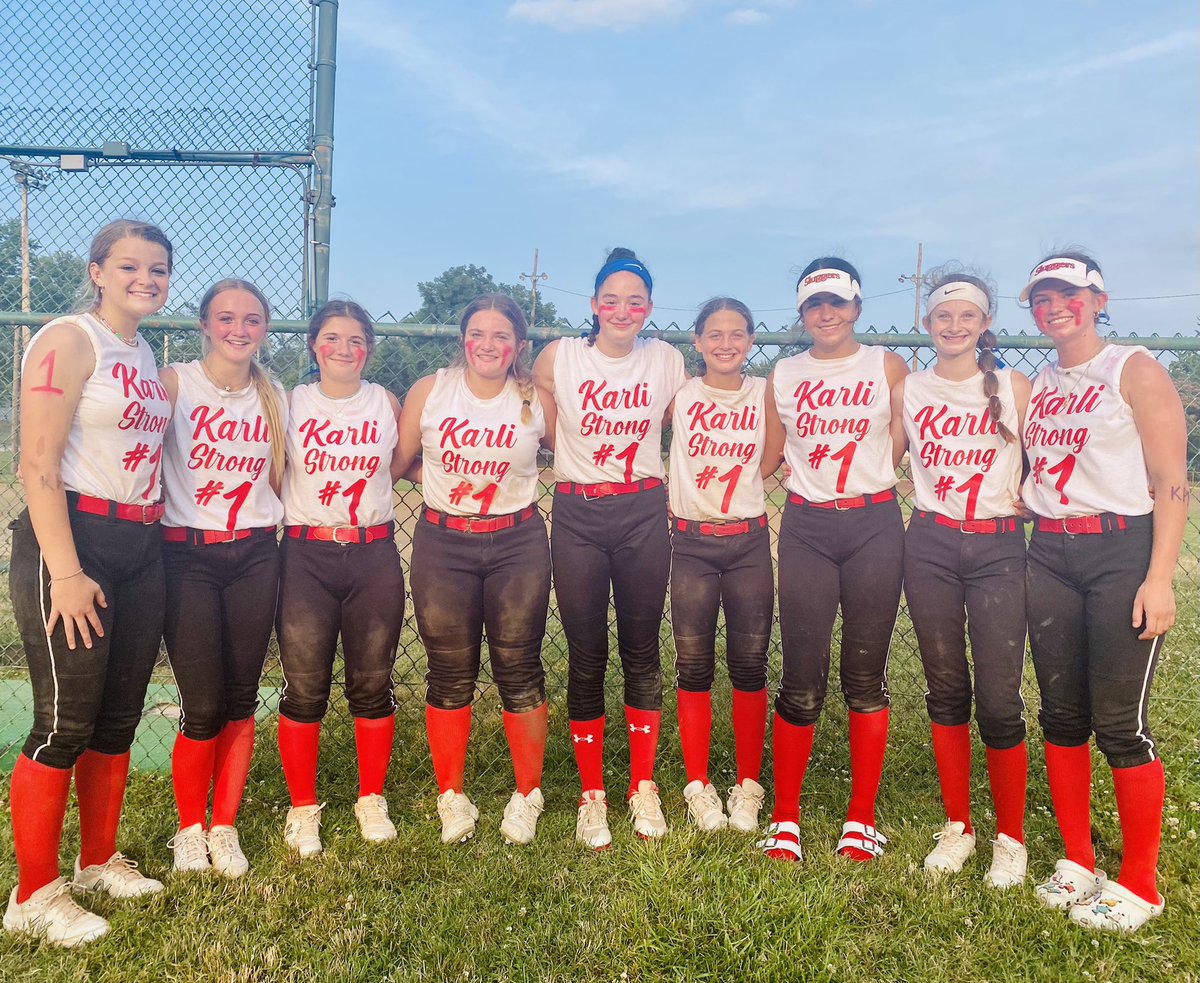 ClarkSluggers's tweet photo. Our girls played their hearts out this weekend taking 1st place in the STL Showcase. They played their hearts out for their teammate, Karli

Karli’s dad made sure game changer was right next to her so she could hear every play. Keep fighting Karli. We need you back on the field! https://t.co/1ITs2fQ5Mj