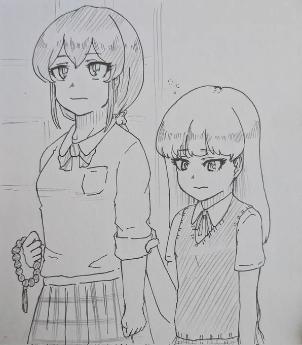親戚の法事で退屈そうにしてる城ヶ崎美嘉さんと城ヶ崎莉嘉さん。 