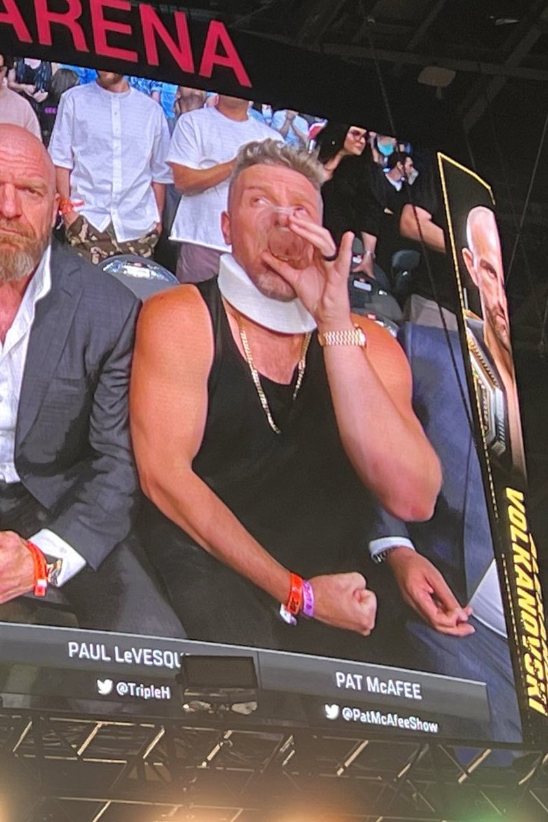 _kennythoughts's tweet photo. Look if Pat McAfee can wear a neckbrace for an entire UFC event, Will Ospreay can sell a move for like 5 seconds longer. https://t.co/418bEvTvUU