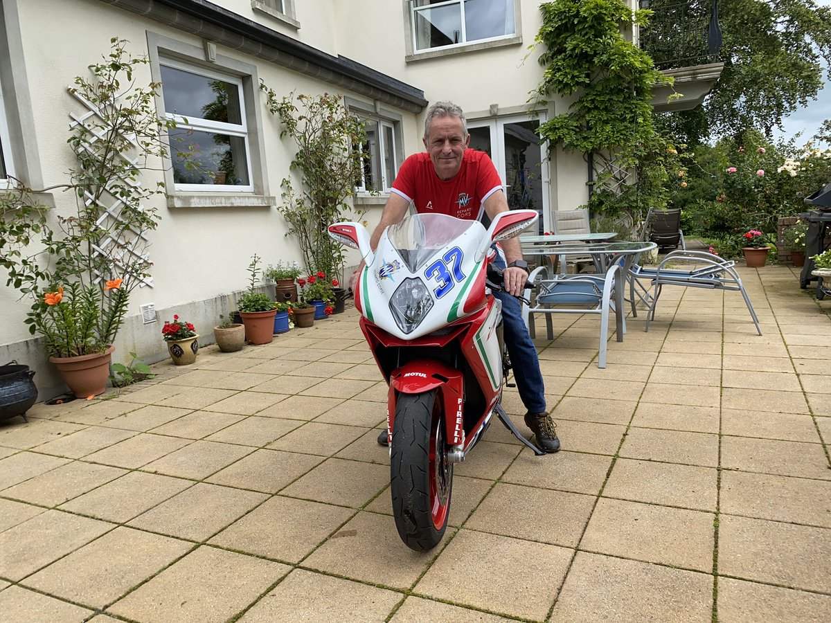 My new toy MV f3 800 😊😊