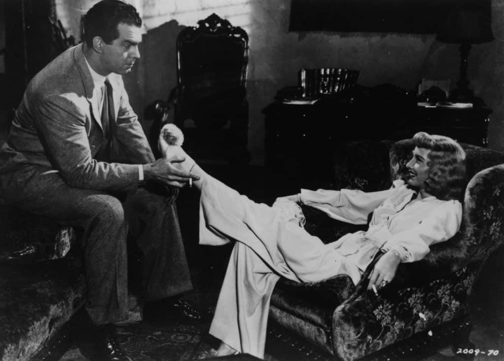 LaBallerinaBia1's tweet photo. Infinitamente sexy ma di assoluta classe #BarbaraStanwick seppe interpretare la #femmefatale sfoggiando una #cavigliera che all'epoca era un pericoloso messaggio di seduzione! Come cambiano i tempi, ma la sottile seduzione di una cavigliera resta! #handmade #macrajoux https://t.co/rfvytnIdcR