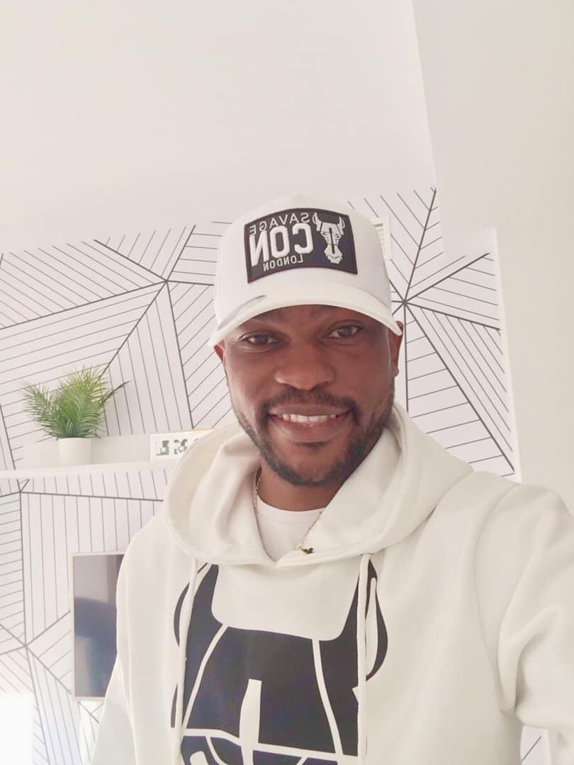 Hoy quiero dar las gracias a Dios por este nuevo año añadido en mi vida .🎊🎊🎊🎂🎂🎂🥂🥂🥂🎉🎉🎉